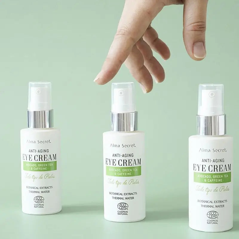 Alma Secret Contour des yeux anti-âge à l'avocat, au thé vert et à la caféine