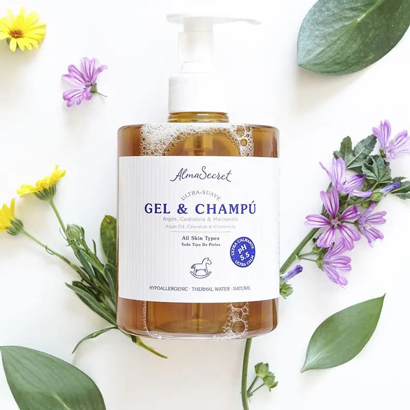 Gel shampooing doux d'Alma Secret à l'argan, au calendula et à la camomille