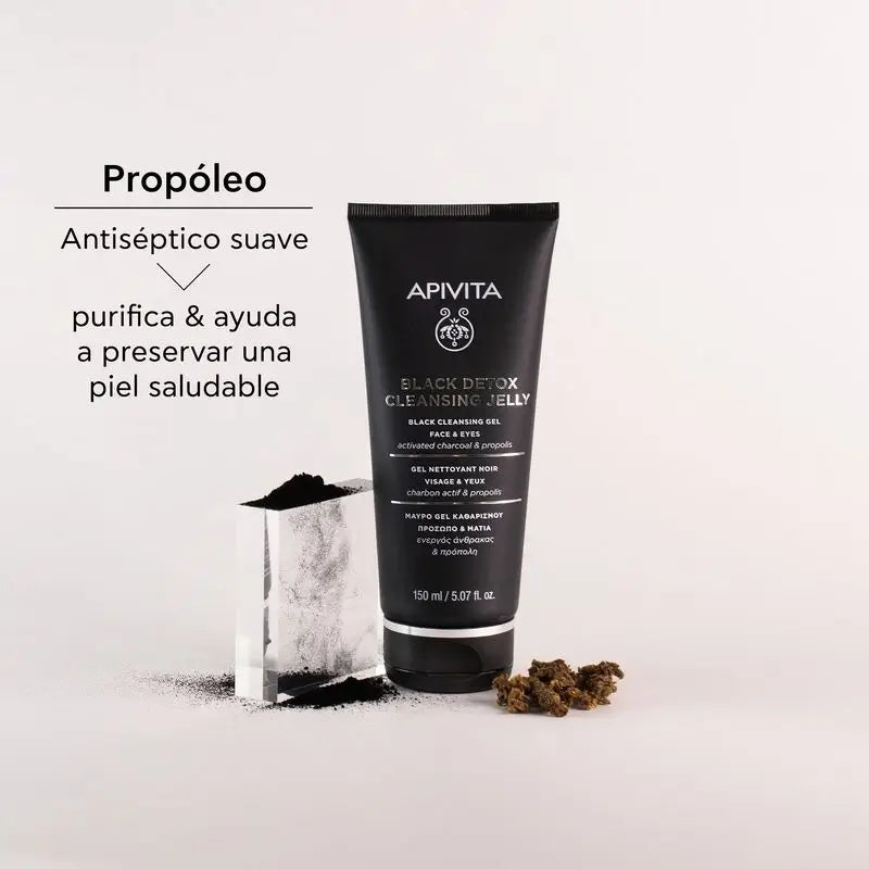 APIVITA Black Detox Cleanser avec charbon actif et propolis 150 ml