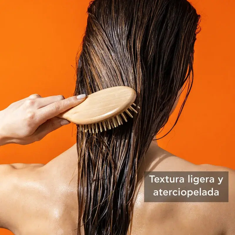 APIVITA Conditionneur Shine & Vitality pour tous types de cheveux à l'orange et au miel 150 ml