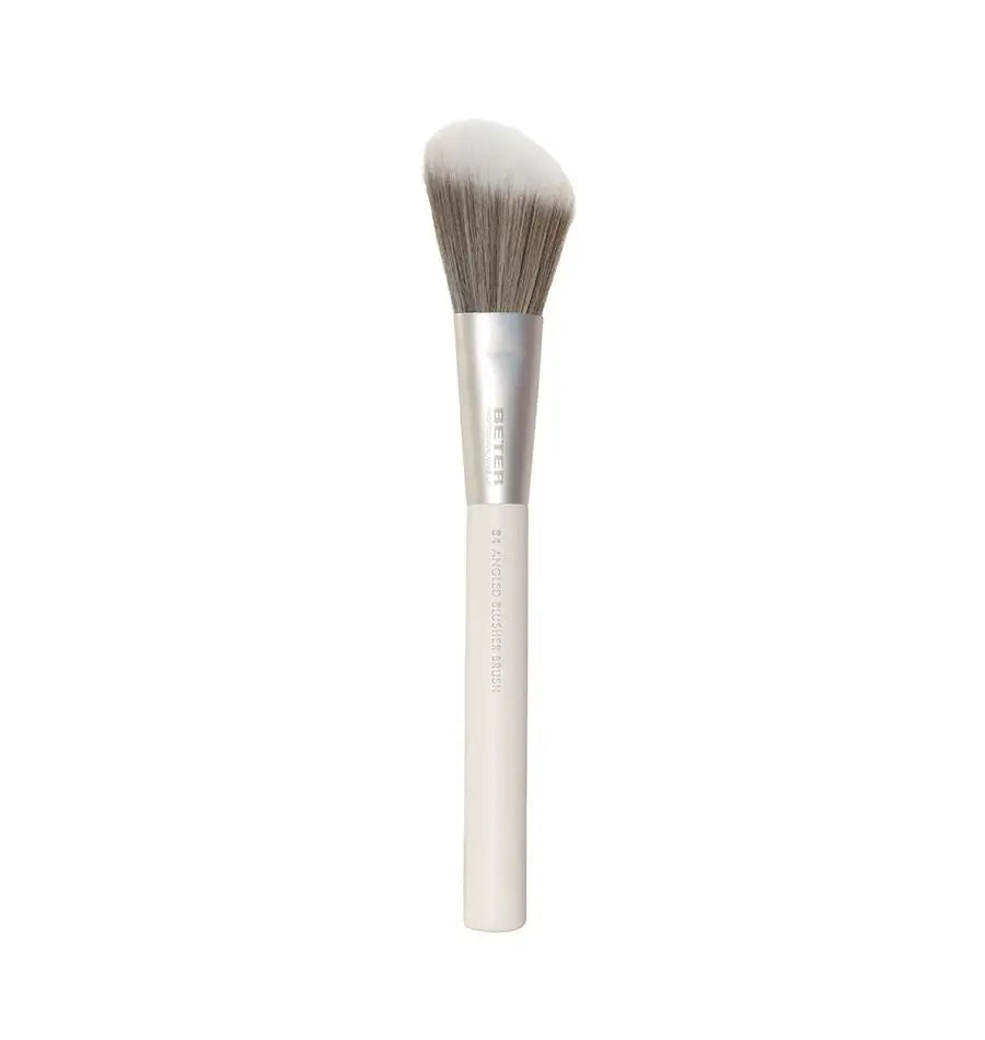 Beter Angled Synthetic Hair Blusher Brush No. 84