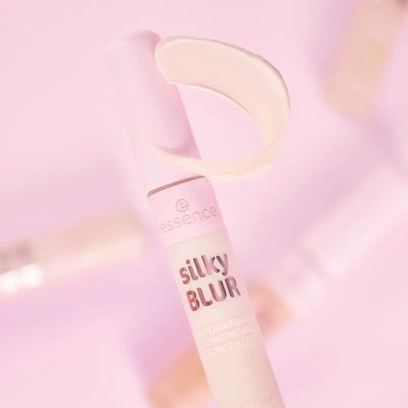 Essence Silky Blur Correcteur hydratant longue durée 20, 10 ml