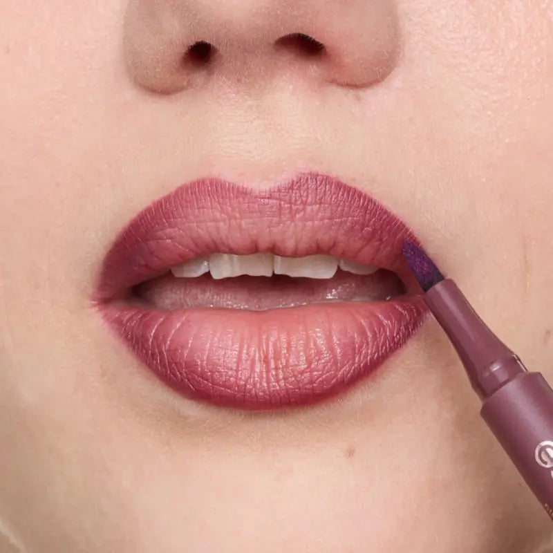 Essence Crayon à lèvres Tattoo Line & Stain ! 03, 1,1 ml