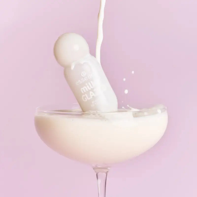 Essence Baume à lèvres Glossy Milky Glazed 01, 4 ml