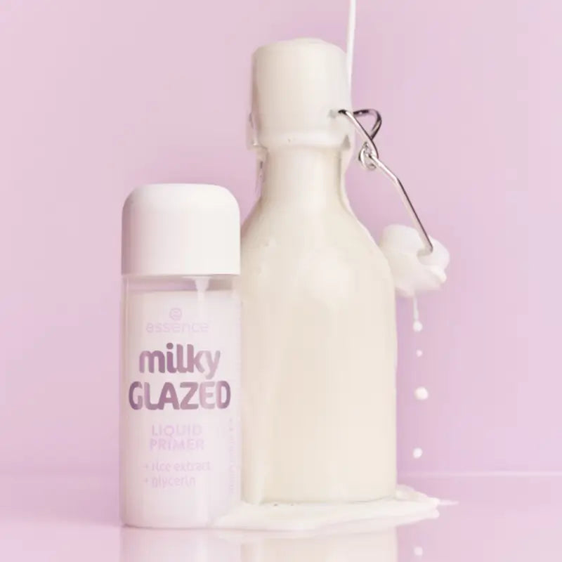 Essence Prebase liquide Milky Glazed, 50 ml