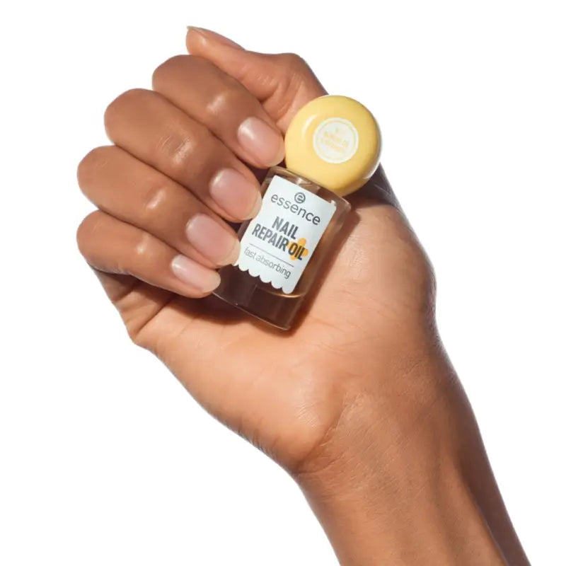 Essence Huile réparatrice pour les ongles, 8 ml