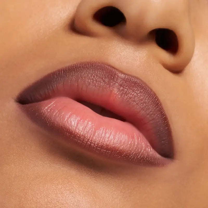 Essence Poutline Soft Glide Lip Liner 04, 0,62 g