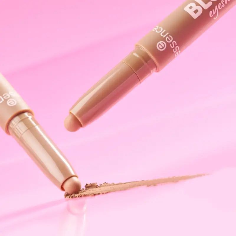 Essence Ombre à paupières en stick Blur Nude 03, 1,2 g