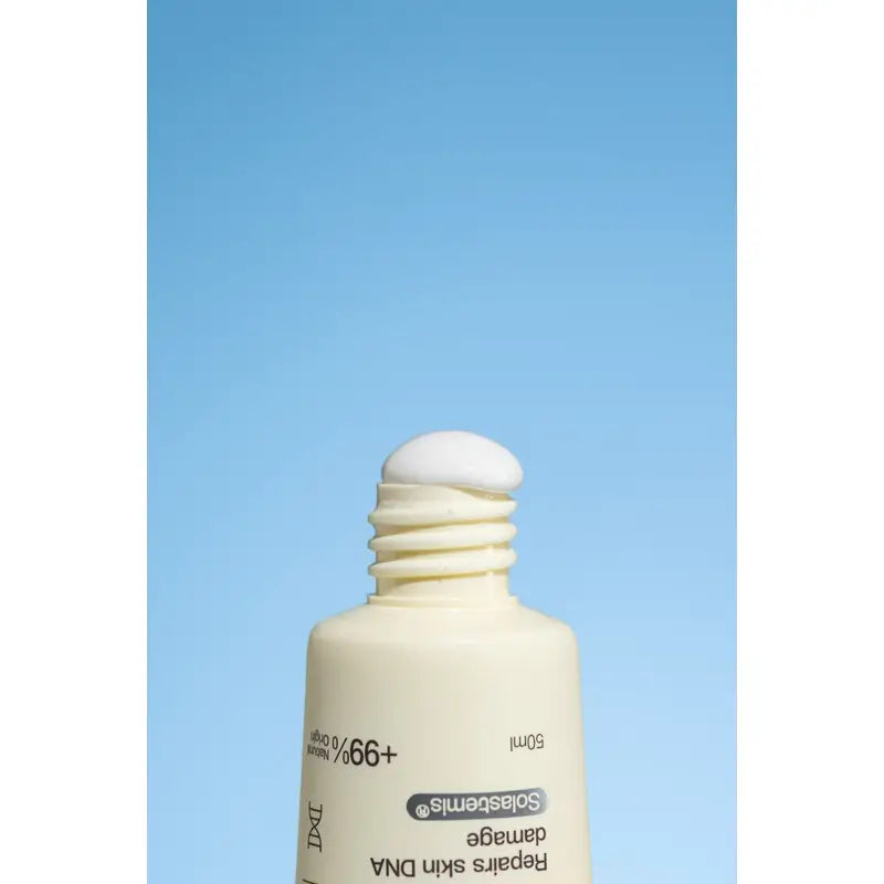 Freshly D+ Natural Suncare Age-Repair Spf50, 50 ml