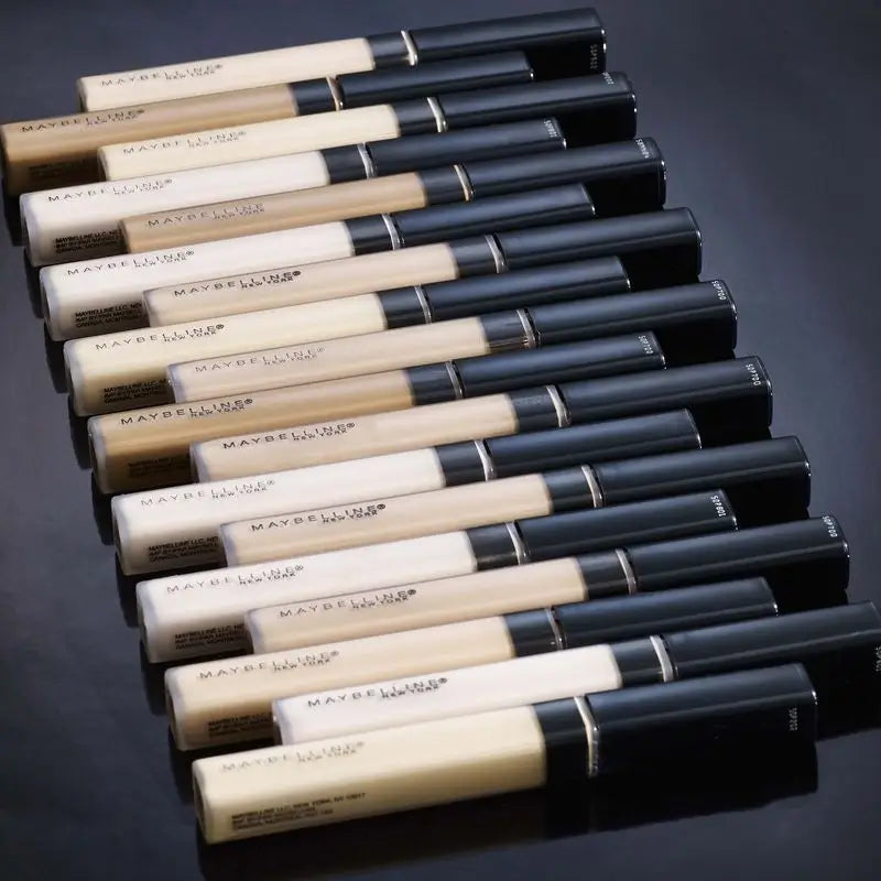 Maybelline New York Fit Me Correcteur Cernes et Imperfections nuance 10 Light Natural Finish Peau claire, 6.8ML
