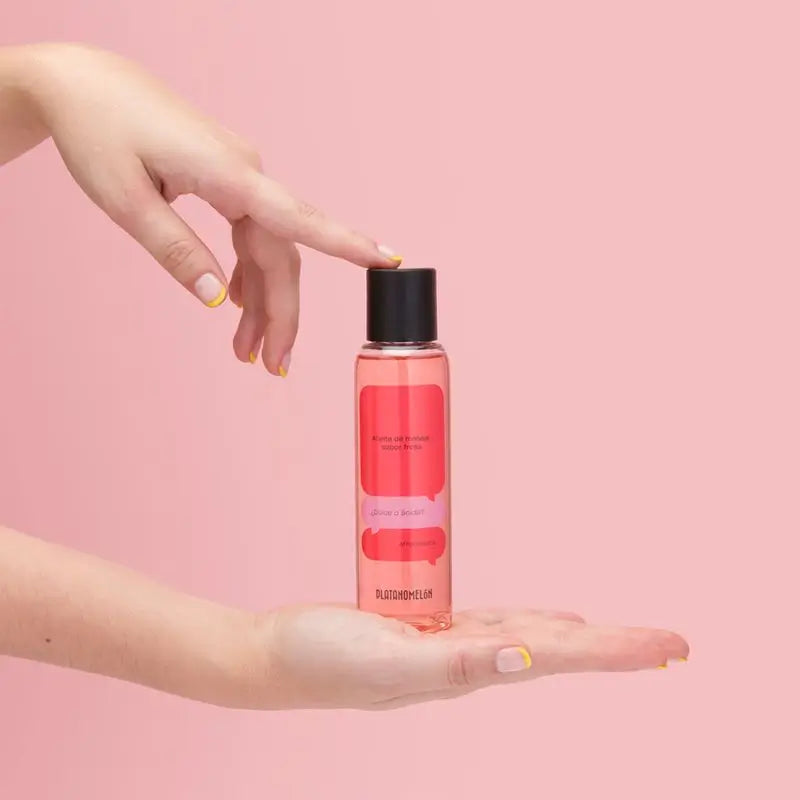 Platanomelon Kissable Massage Oil Huile de massage à la fraise, 100 ml