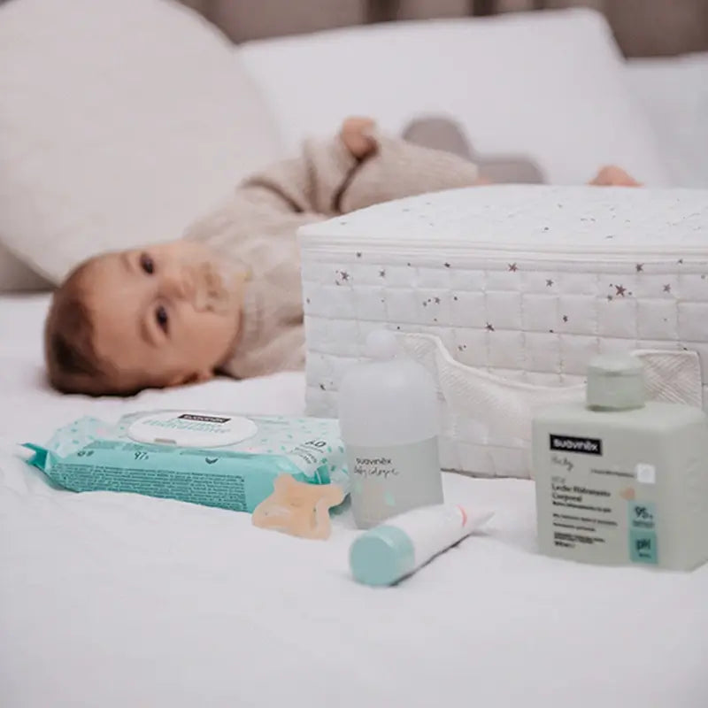 Suavinex Newborn Baby Gift With Hospital Suitcase (valise d'hôpital)
