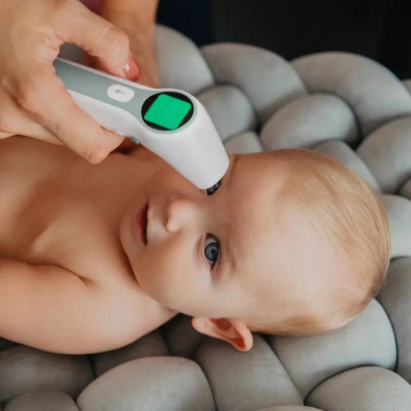 Thermomètre infrarouge Suavinex avec sac de transport et piles